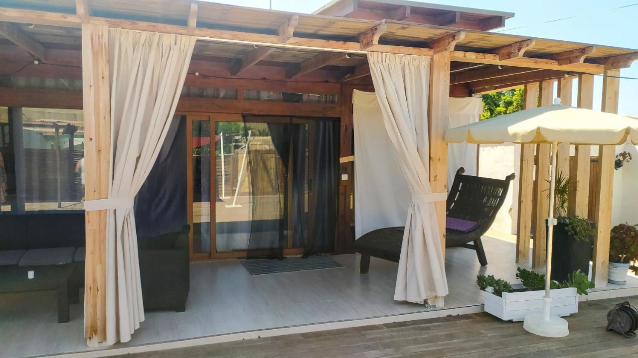 Beautiful Chalet With Wifi And Free Parking アロナ エクステリア 写真