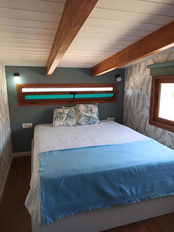 Beautiful Chalet With Wifi And Free Parking アロナ エクステリア 写真
