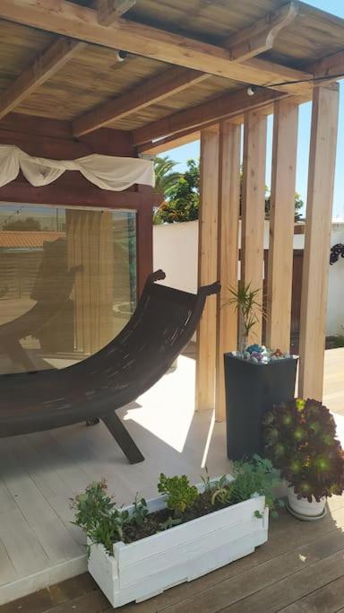 Beautiful Chalet With Wifi And Free Parking アロナ エクステリア 写真