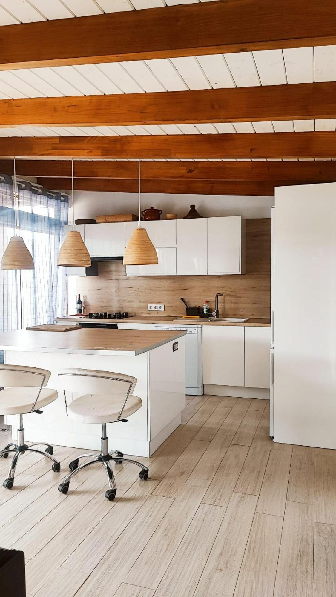 Beautiful Chalet With Wifi And Free Parking アロナ エクステリア 写真